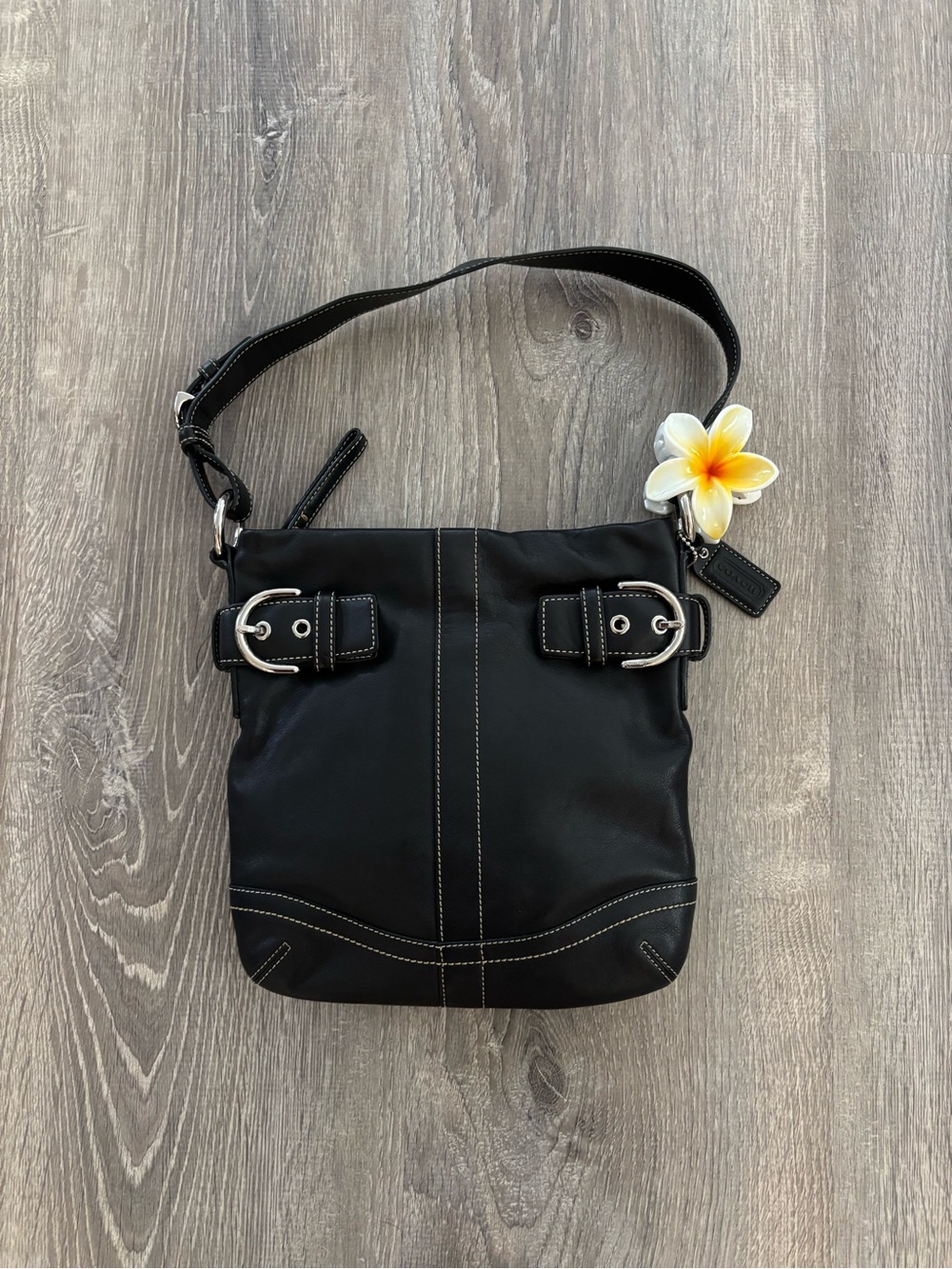Vintage Y2k Coach SoHo black leather small duffle shoulder bag